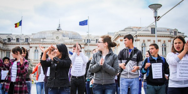 flashmob-bacau-valea-plopului-cje-bacau-saptamana-nationala-a-voluntariatului-6