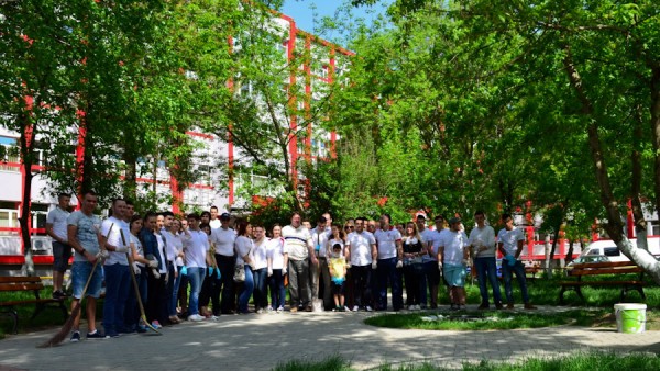 1 mai 2013 ecologizare plantare tsd bacau-4
