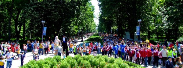 Startul festivalului Arlekin 2008 - Bacau (16)