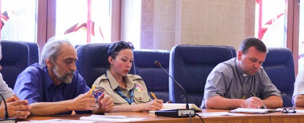 intalnire lucru saptamana nationala a voluntariatului 2013-5