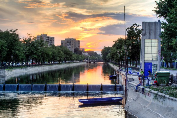 Bucuresti HDR Eroilor Grozavesti