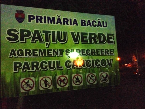 spatiu verde in parcul cancicov bacau
