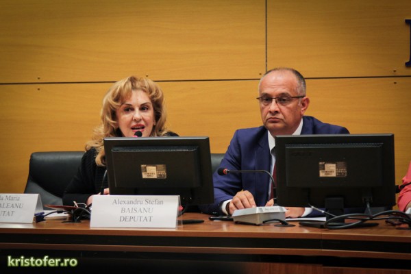 conferinta presa pnl bacau educatie (3) baisanu sanda ardeleanu