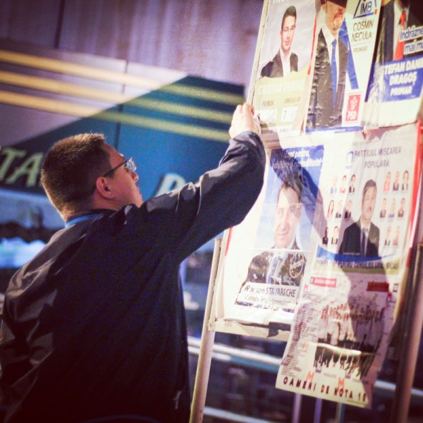 2 lipit afise cristian ghinghes bacau 2016