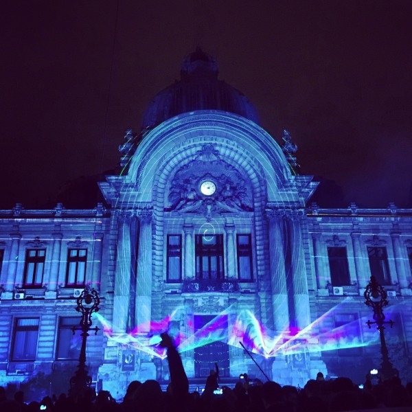 08 cladirea cec spotlight festival