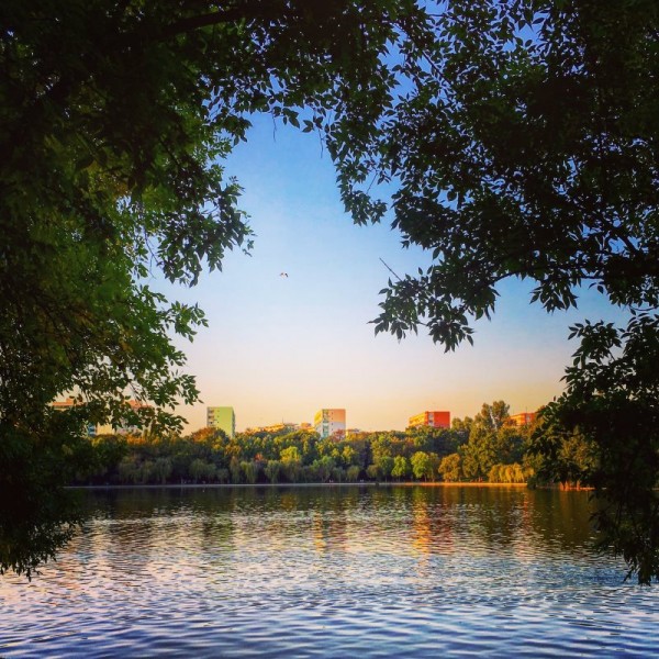 1 parcul titan ior toamna bucuresti