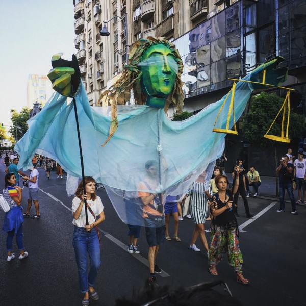03 protest 10 august bucuresti victoriei