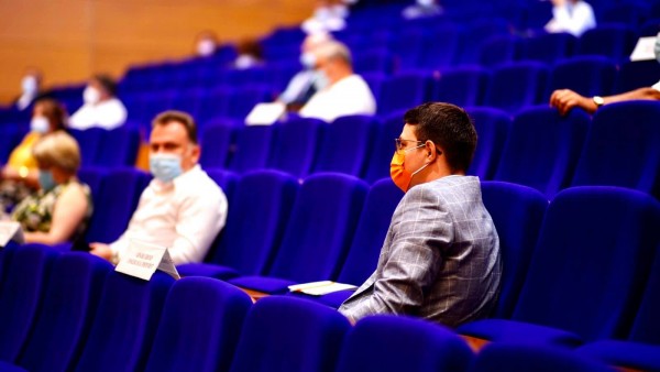 cristian ghinghes sedinta consiliul local bacau august 2020