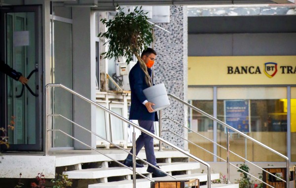 ghinghes mutat birou primarie