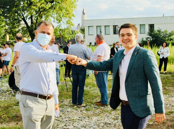 viziteu ghinghes lansare candidatura autogara